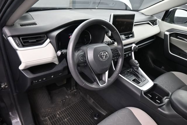 Used 2023 Toyota RAV4 XLE w/ Convenience Package image 80