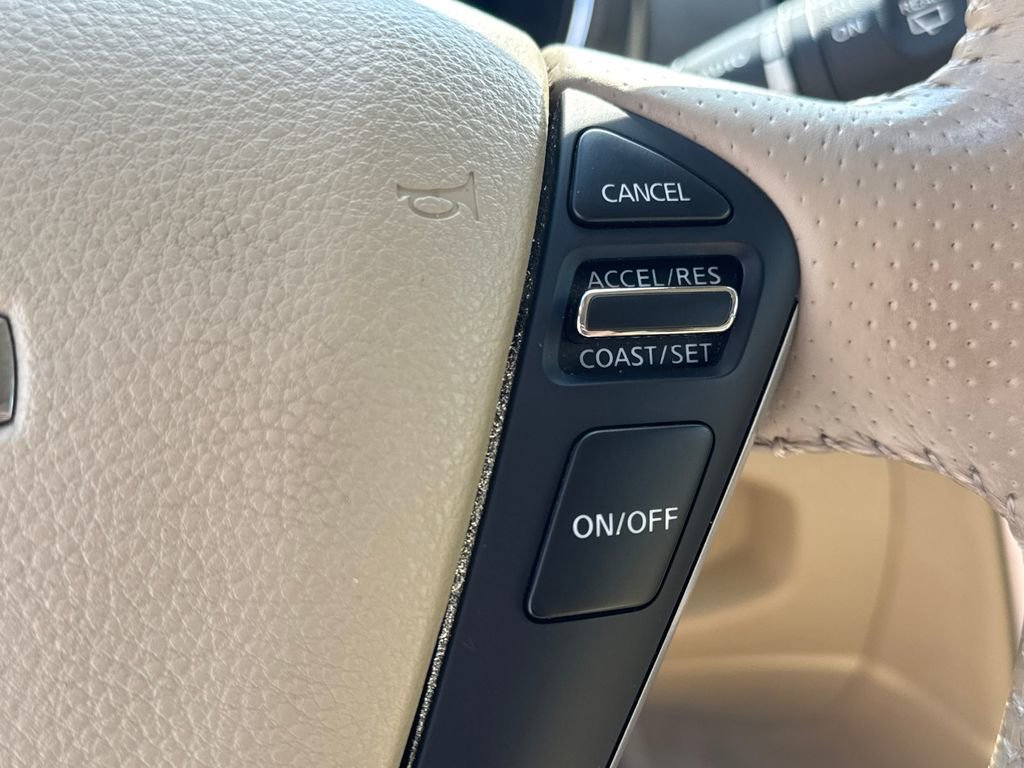 Used 2014 Nissan Murano LE w/ Platinum Edition Package image 35