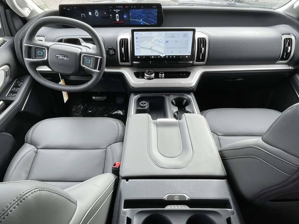 New 2026 Ford Expedition Max Active RWD image 10