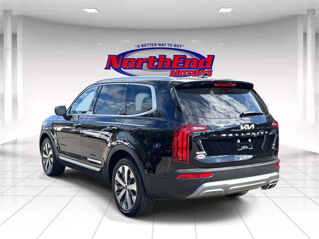 Used 2022 Kia Telluride S image 5