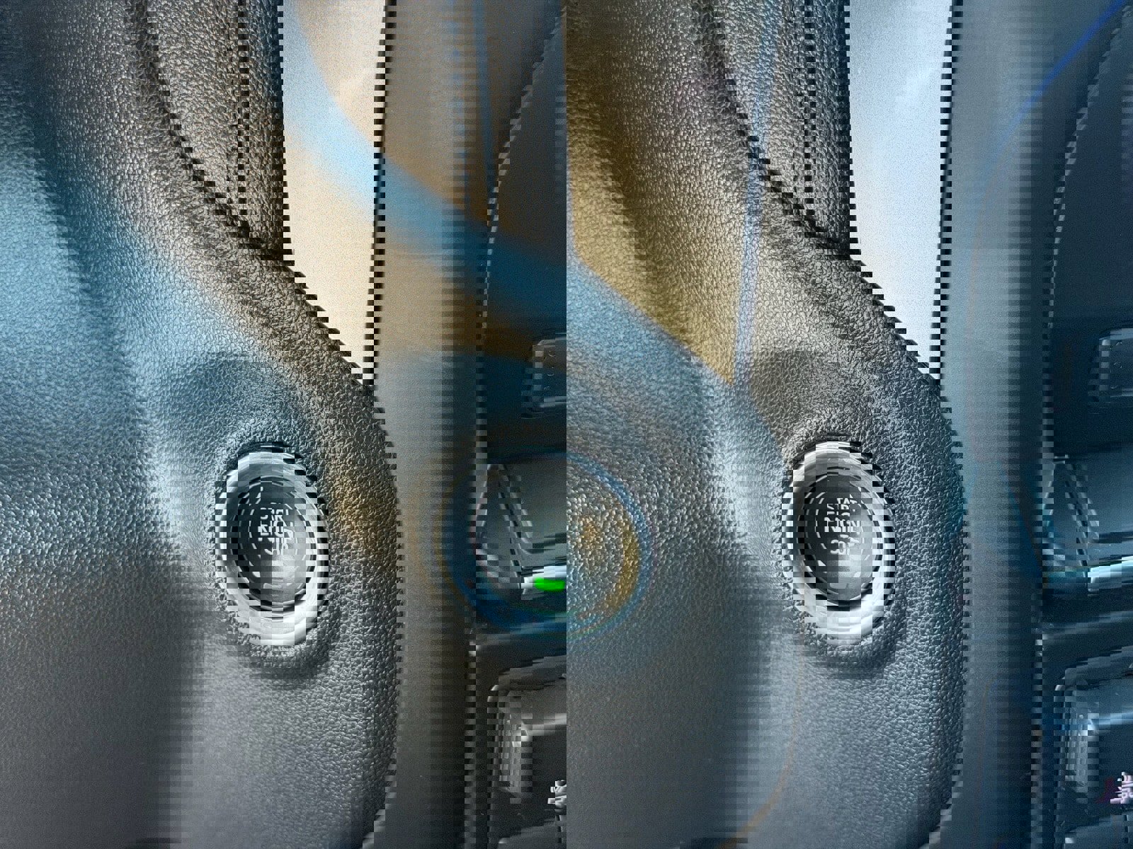 Used 2020 Chevrolet Silverado 1500 LT Trail Boss w/ Convenience Package image 32