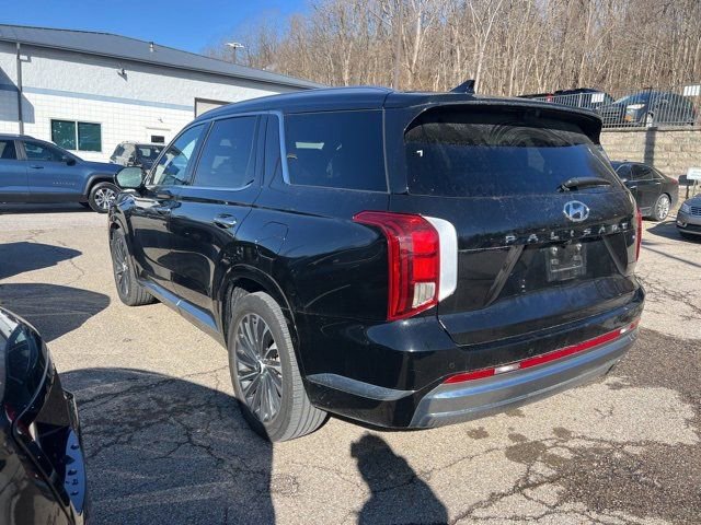 Used 2024 Hyundai Palisade Calligraphy image 4