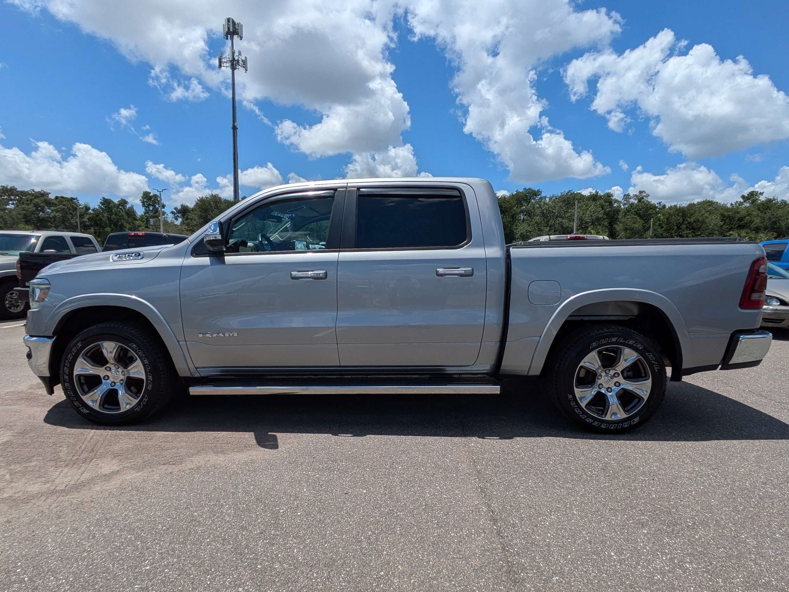 Used 2022 RAM 1500 Laramie AWD/4WD image 6