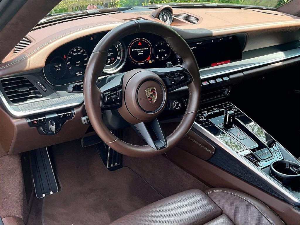 Certified 2021 Porsche 911 Turbo AWD/4WD image 4