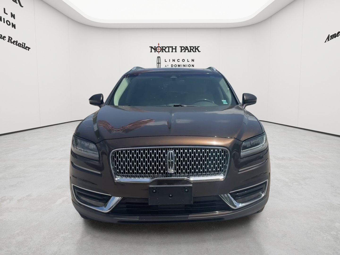 Used 2019 Lincoln Nautilus Select AWD/4WD image 8