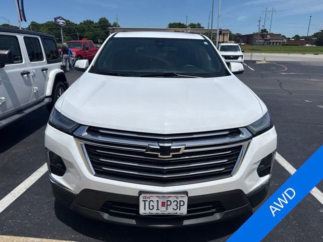 Used 2023 Chevrolet Traverse LT w/ Rear Camera Mirror Package AWD/4WD image 2