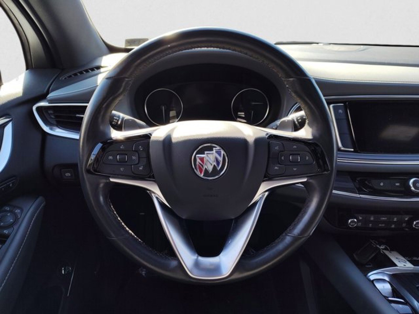 Used 2023 Buick Enclave Premium w/ Experience Buick Package image 16