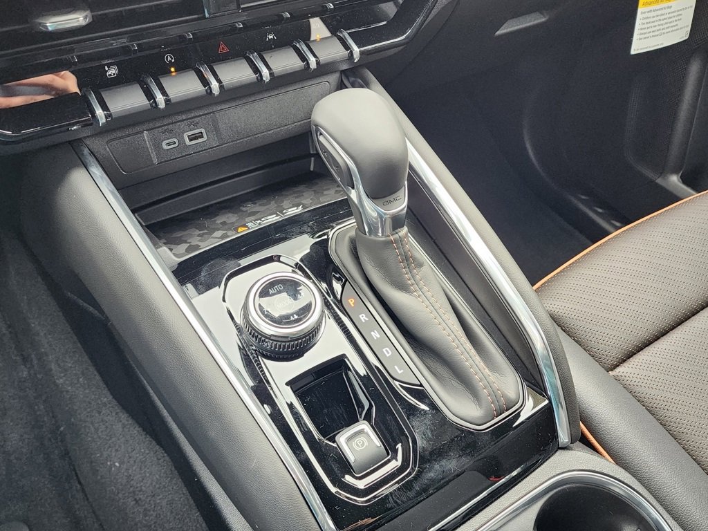 New 2026 GMC Canyon AT4 w/ Technology Plus Package image 32