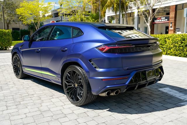 Used 2025 Lamborghini Urus SE image 19