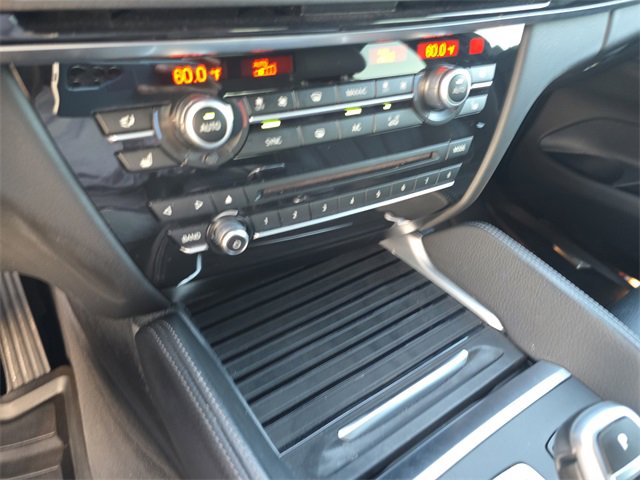 Used 2019 BMW X6 sDrive35i w/ M Sport Package image 29