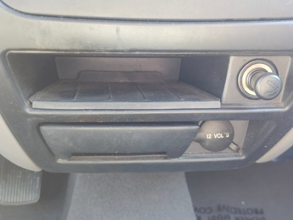 Used 2000 Ford Taurus SES FWD image 28