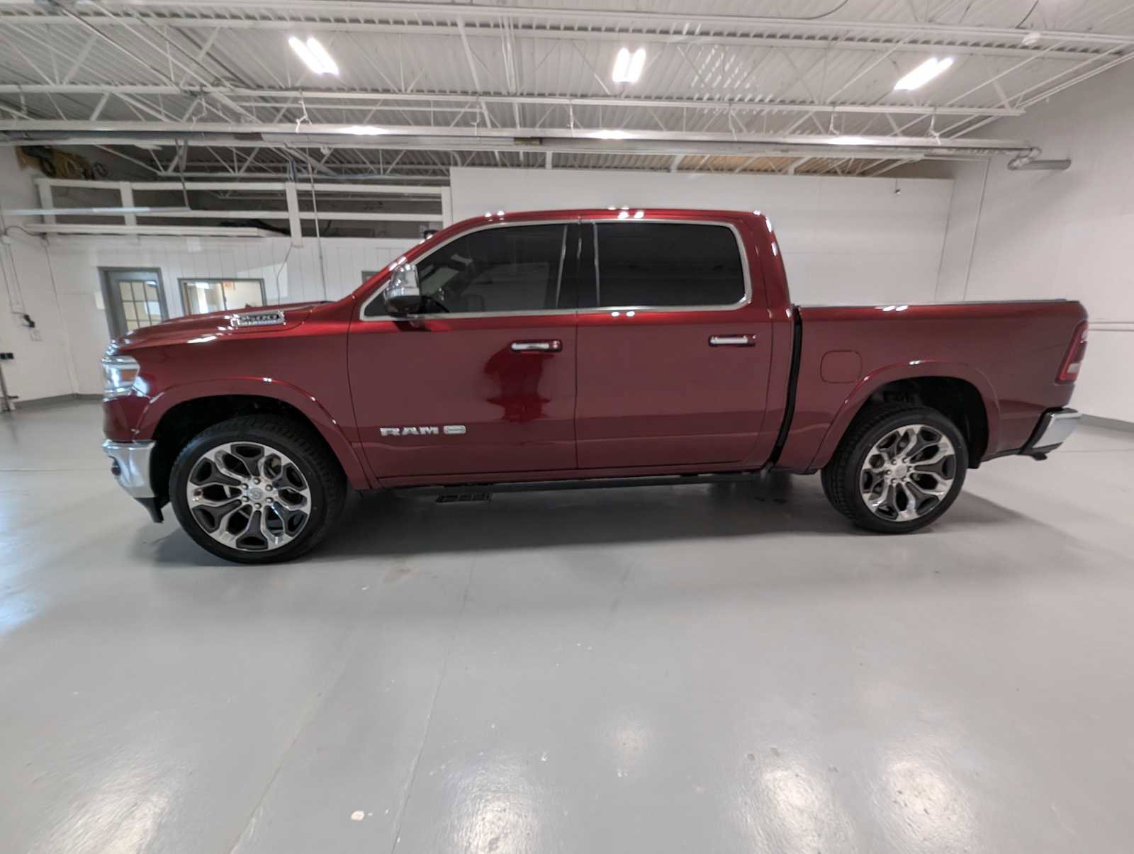 Used 2021 RAM 1500 Limited AWD/4WD image 11