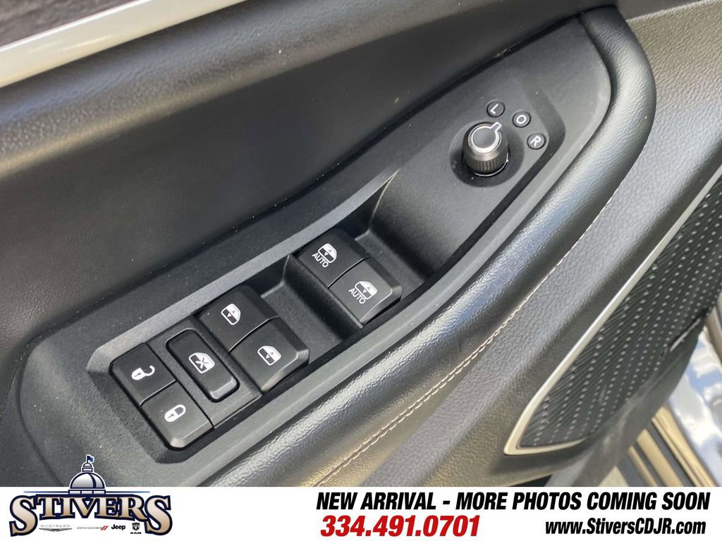 Used 2022 Jeep Grand Cherokee Limited RWD image 20