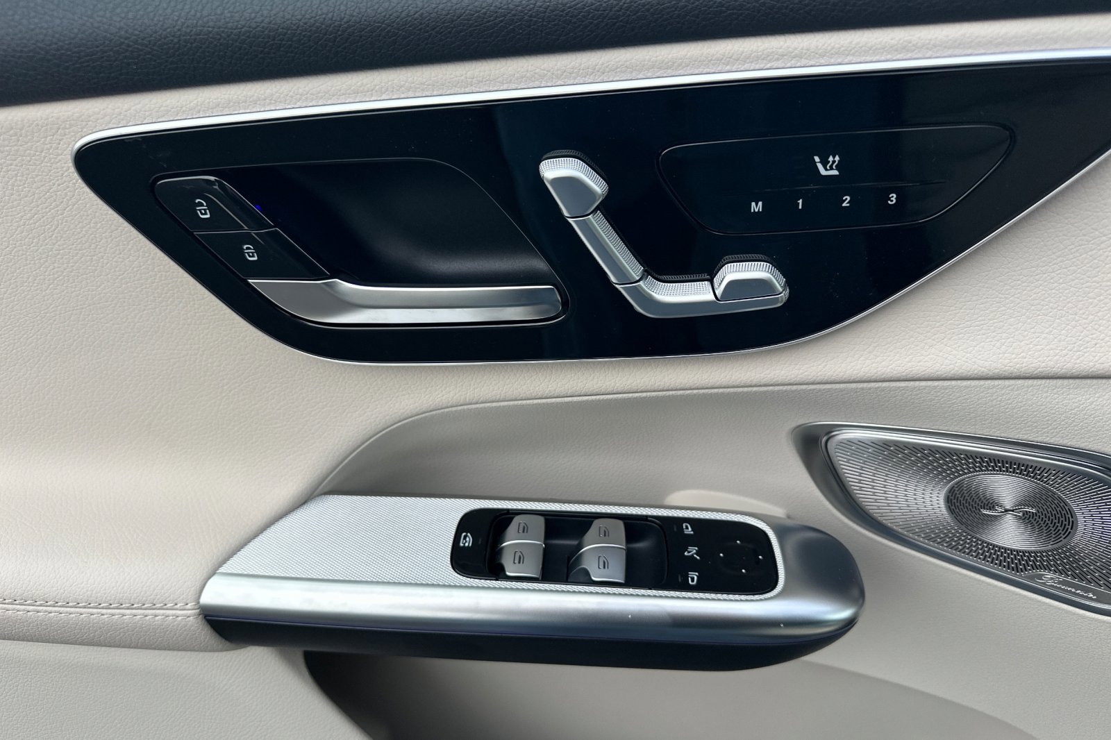 New 2026 Mercedes-Benz GLC 300 4MATIC image 11