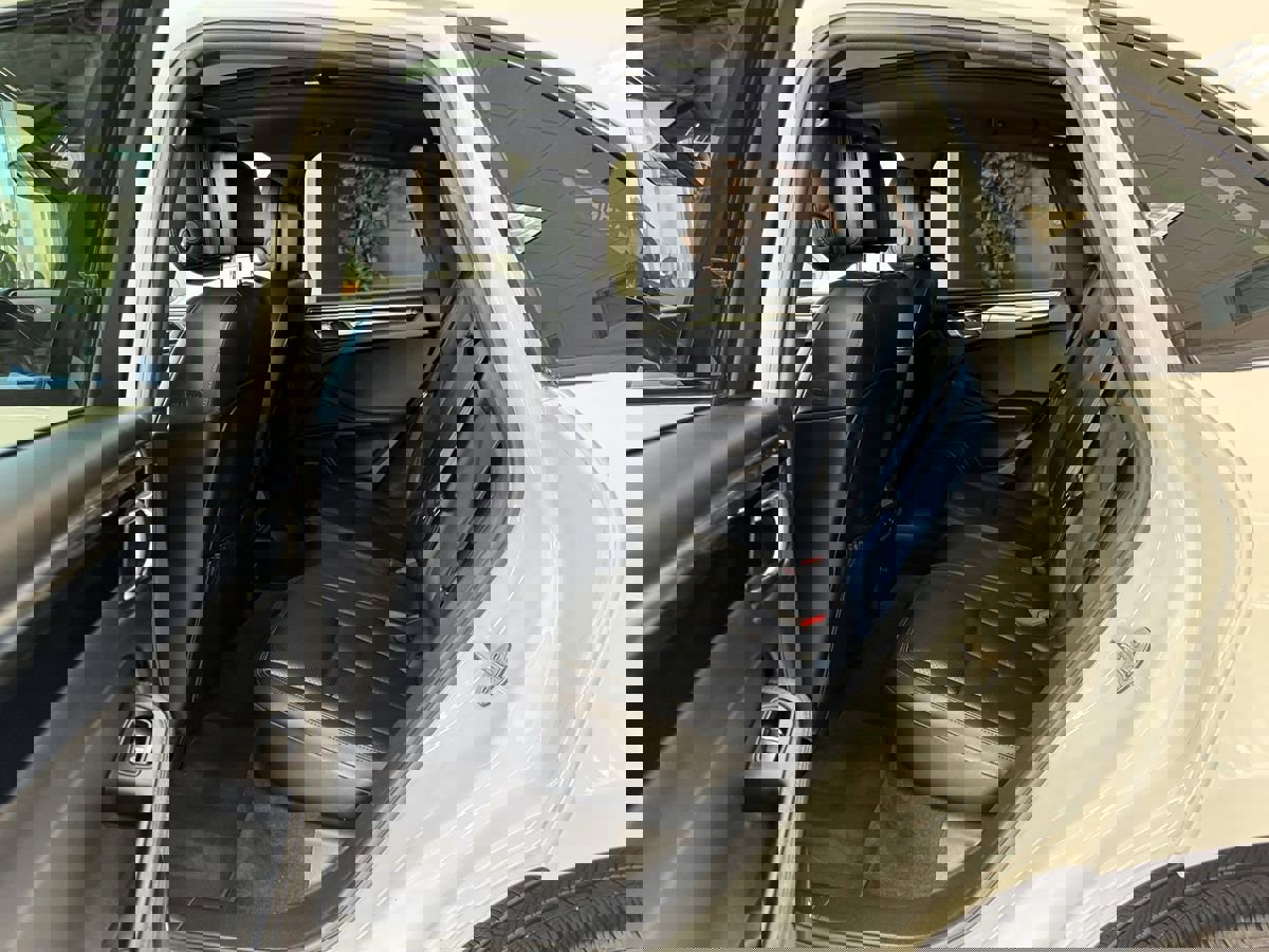 Used 2015 Porsche Macan S image 39