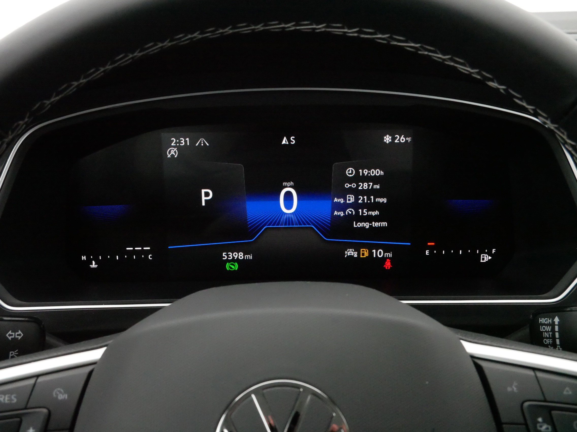 Certified 2024 Volkswagen Tiguan SE image 21