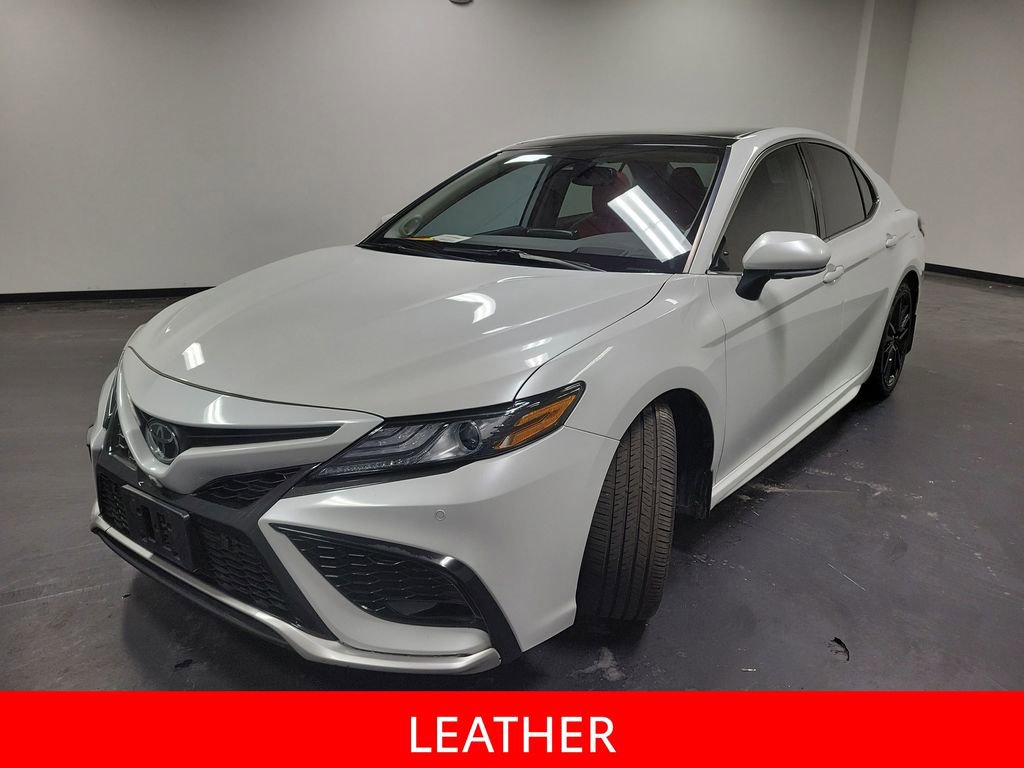 Used 2024 Toyota Camry XSE w/ Navigation Package image 4