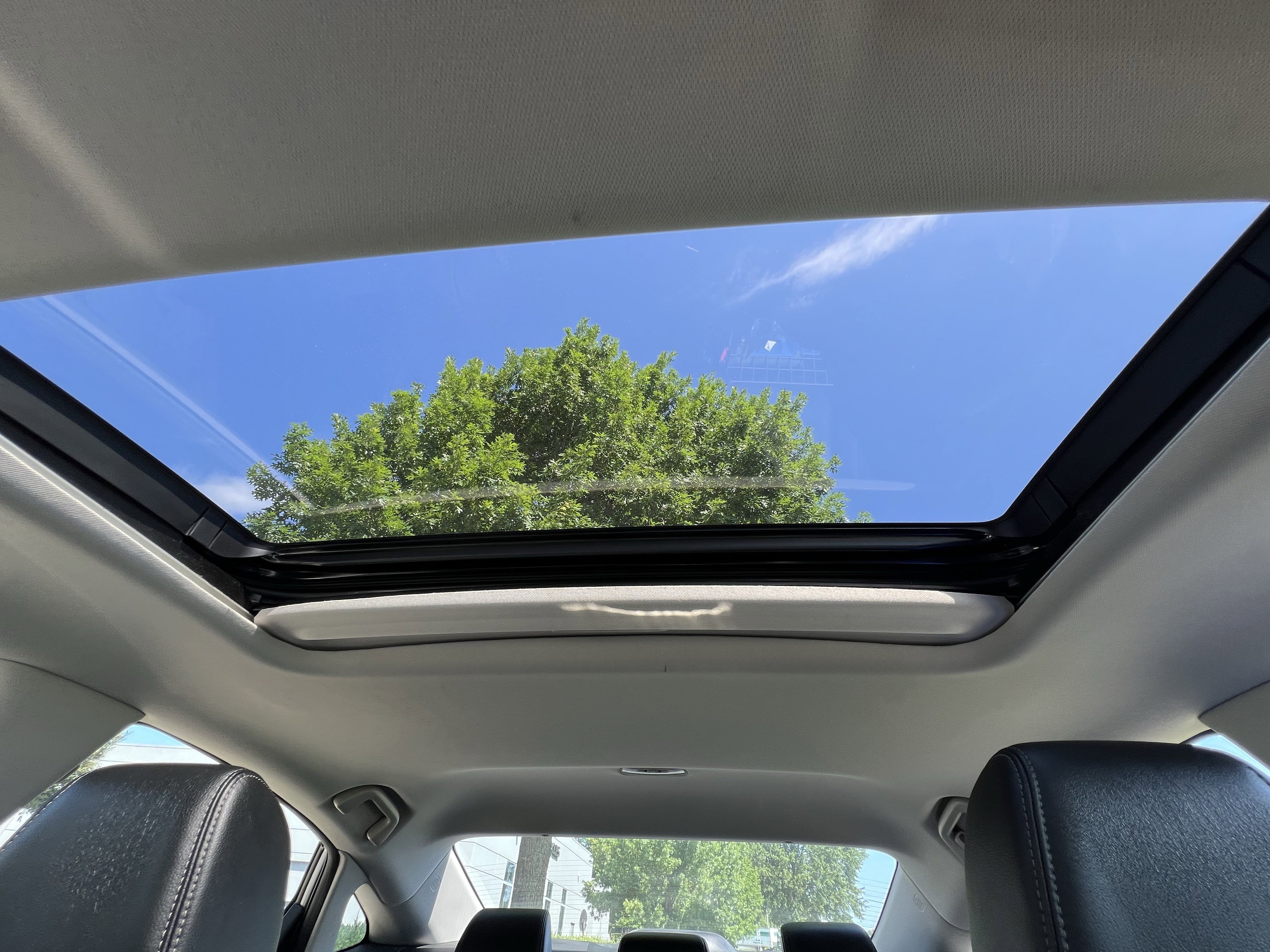 Used 2017 Honda Civic EX-L image 29