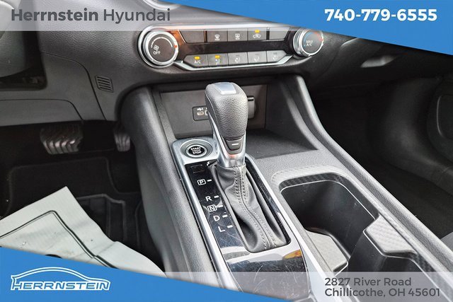 Used 2023 Nissan Sentra SV image 12