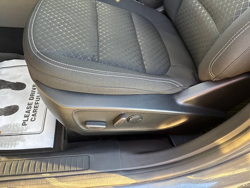 Used 2023 Ford Escape Active w/ Tech Pack #2 AWD/4WD image 26