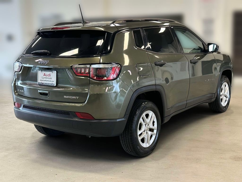 Used 2017 Jeep Compass Sport w/ Cold Weather Group AWD/4WD image 3