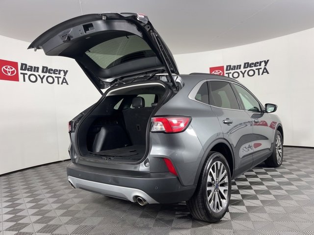 Used 2022 Ford Escape Titanium image 18