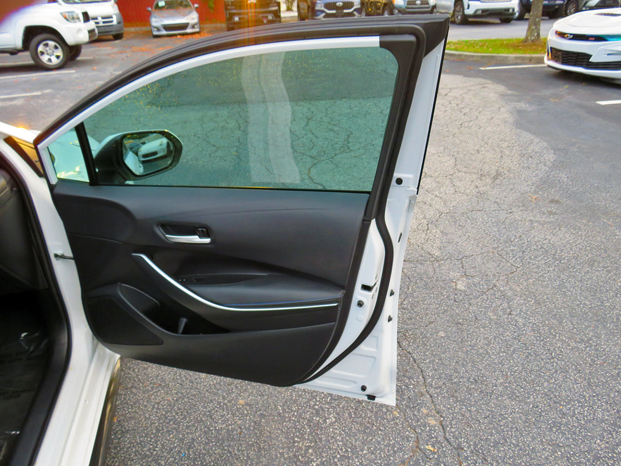 Used 2022 Toyota Corolla SE image 21