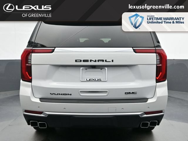 Used 2025 GMC Yukon XL Denali AWD/4WD image 7