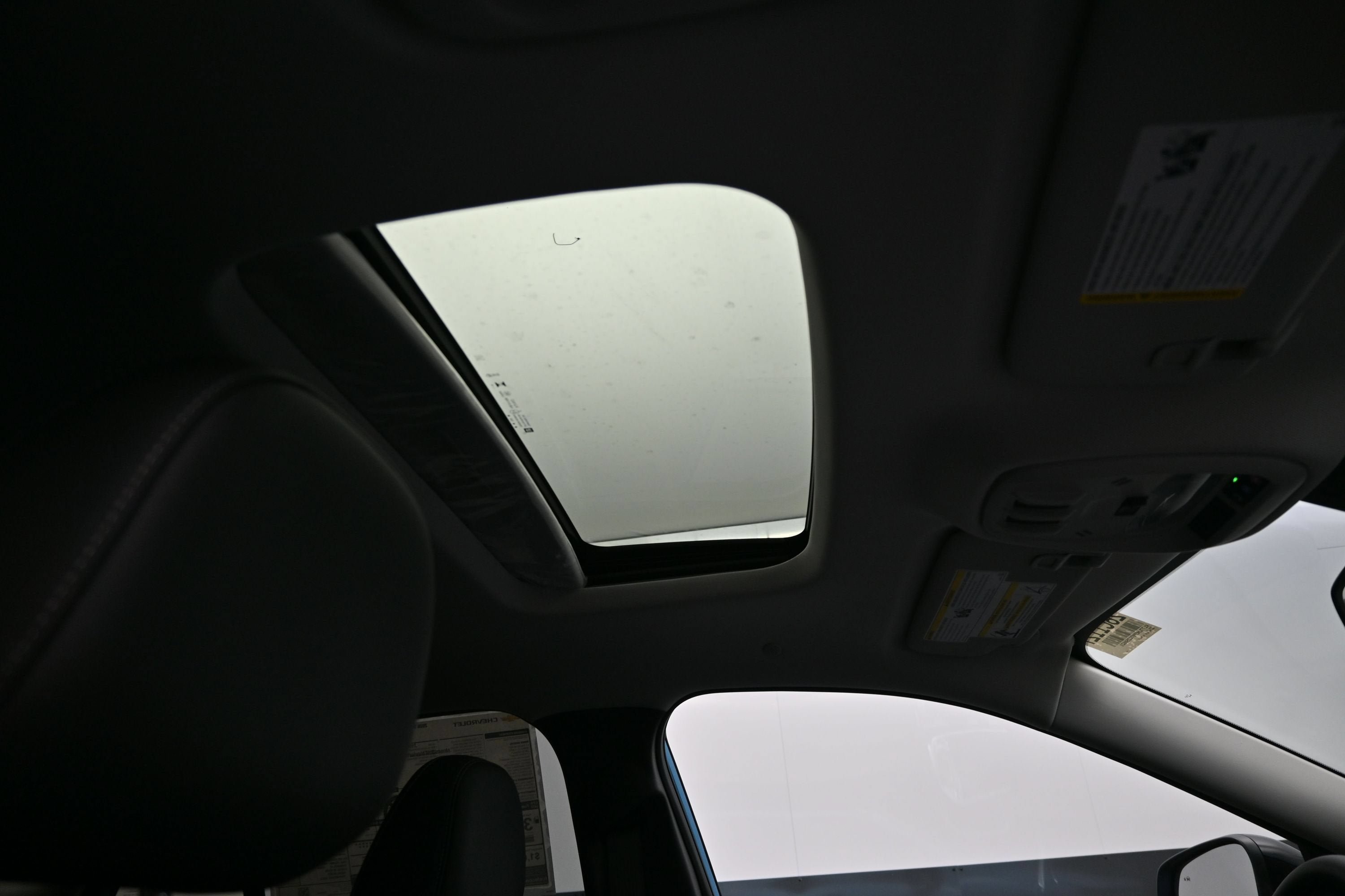 New 2026 Chevrolet Trax LT w/ Sunroof Package FWD image 33
