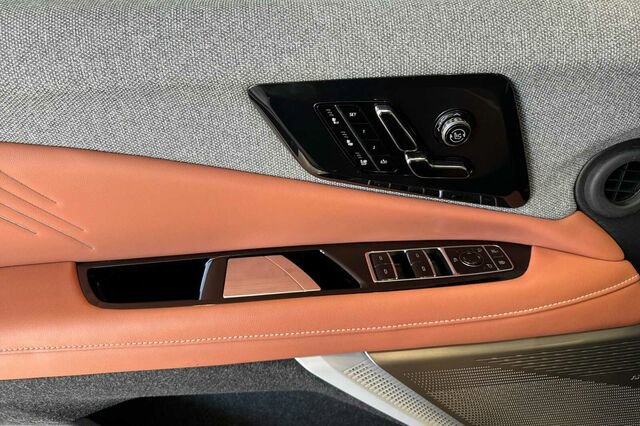 New 2026 Cadillac Optiq Sport 2 image 11