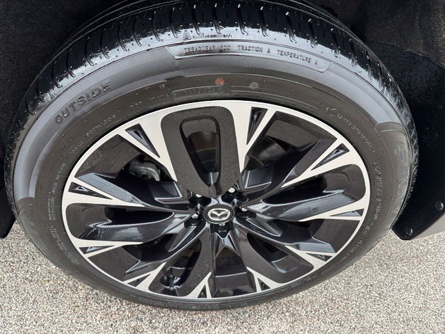Used 2024 MAZDA CX-90 Plug-In Hybrid w/ Premium Plus AWD/4WD image 8
