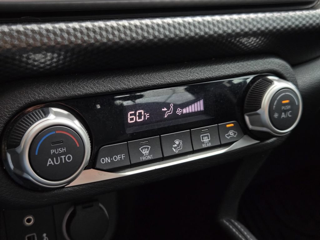 Used 2019 Nissan Kicks SV FWD image 21