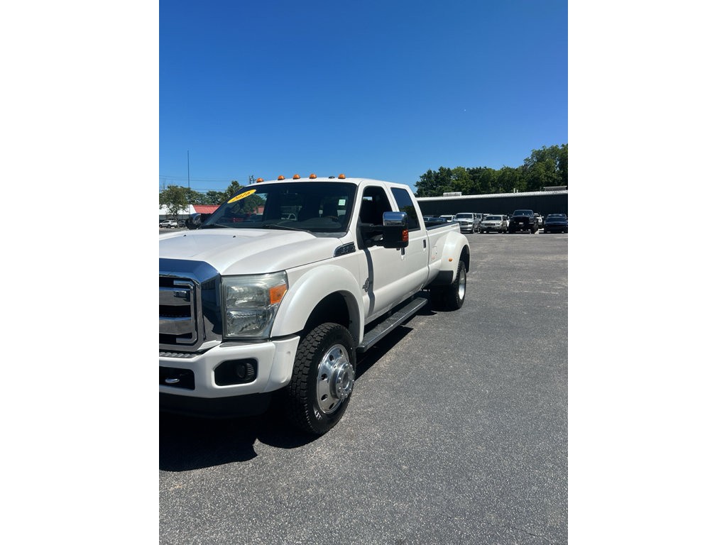 Used 2016 Ford F450 Platinum w/ FX4 Off Road Package AWD/4WD image 3