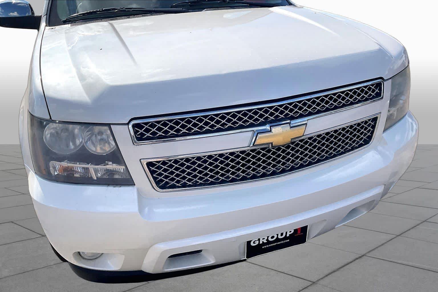 Used 2011 Chevrolet Tahoe LTZ RWD image 27