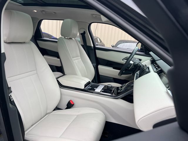 Used 2020 Land Rover Range Rover Velar R-Dynamic S image 36