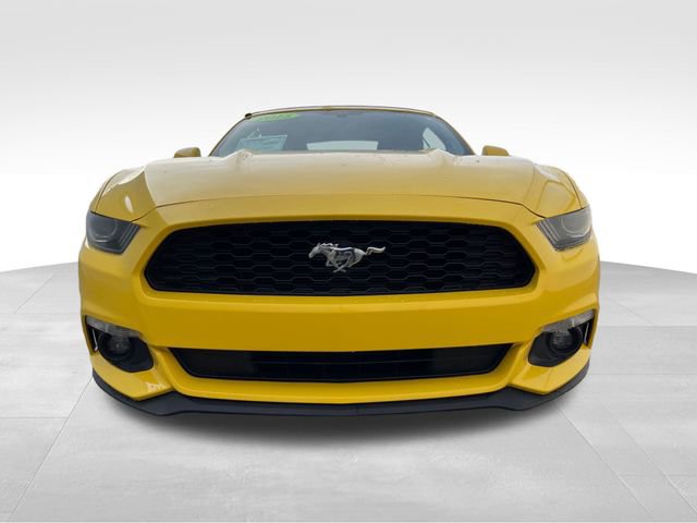 Used 2015 Ford Mustang Convertible w/ Equipment Group 051A RWD image 8