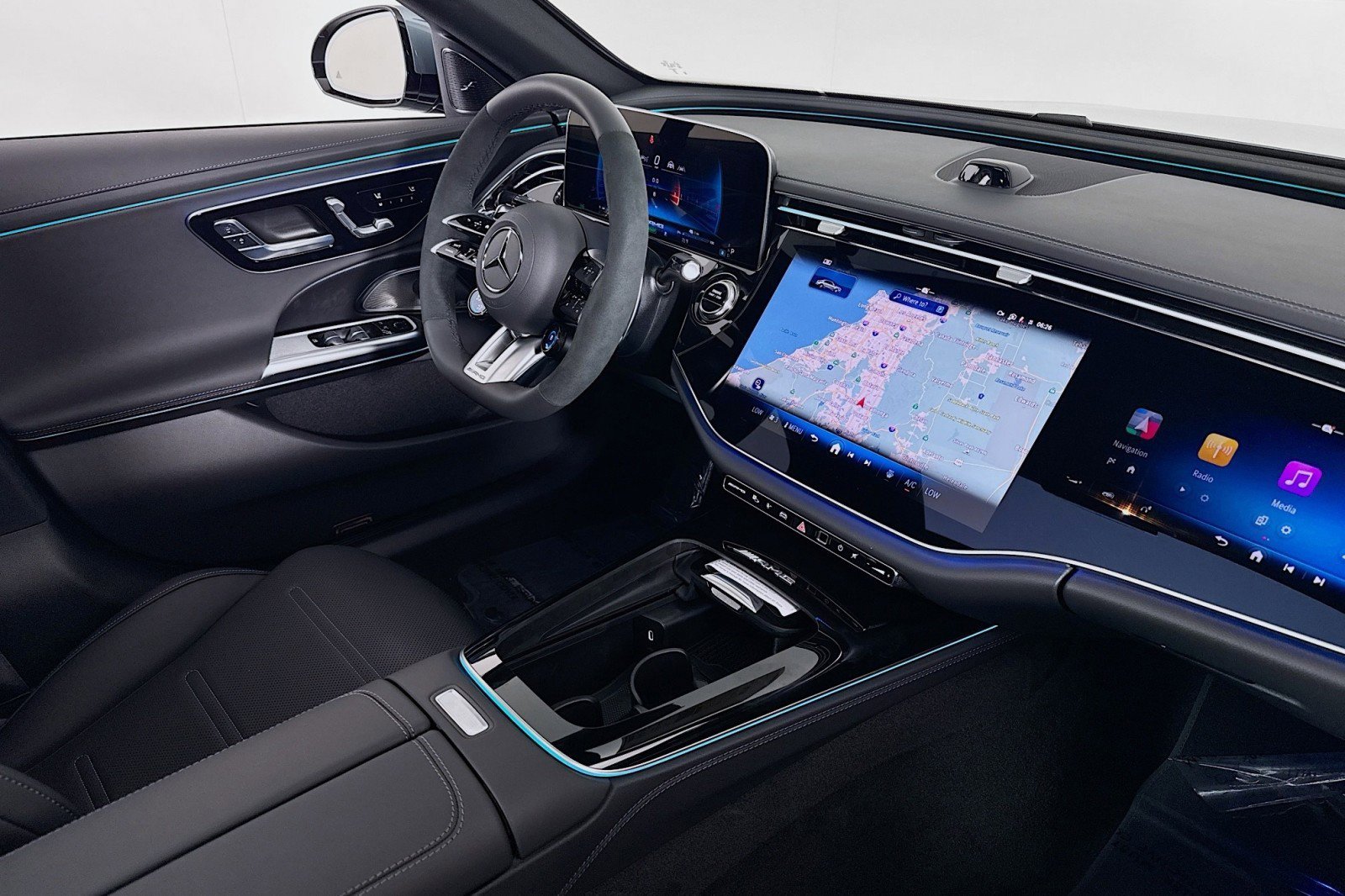 New 2026 Mercedes-Benz E 53 AMG e 4MATIC Sedan image 15