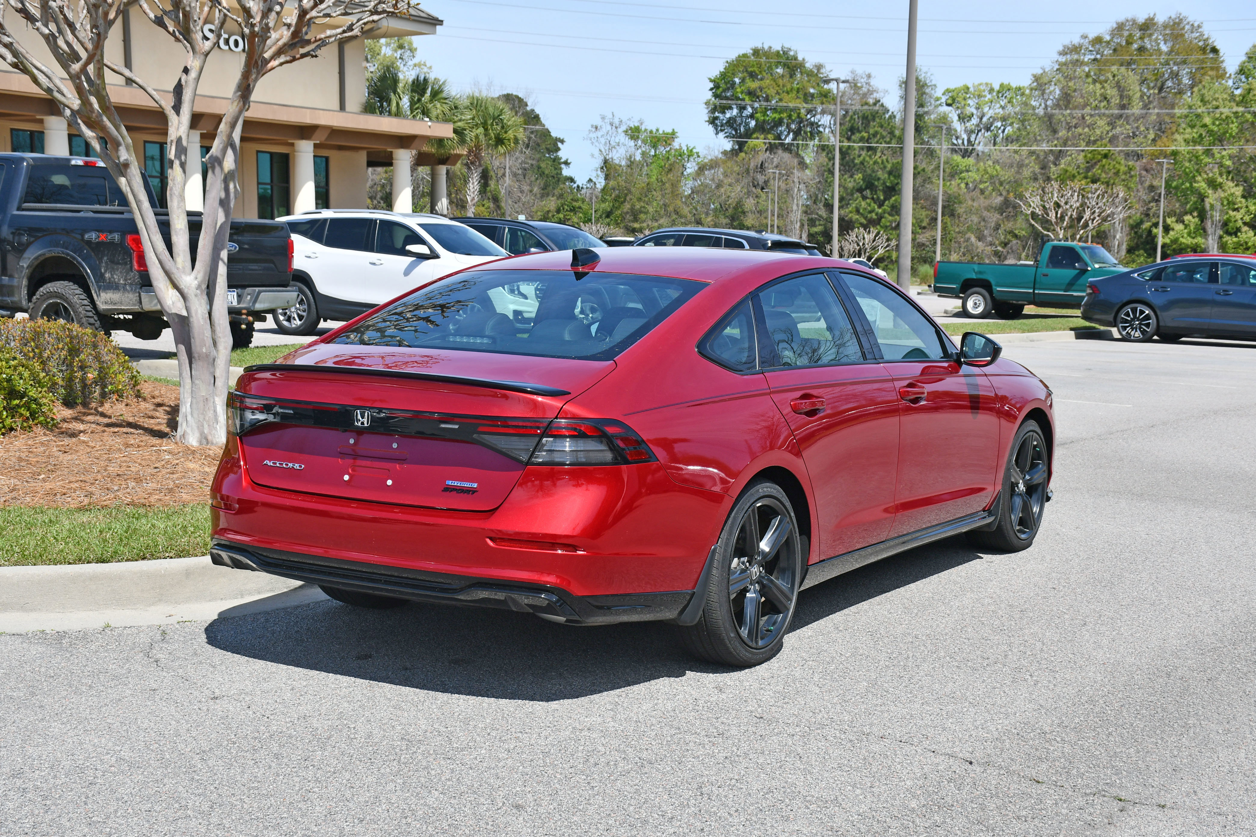 Used 2024 Honda Accord Sport image 4