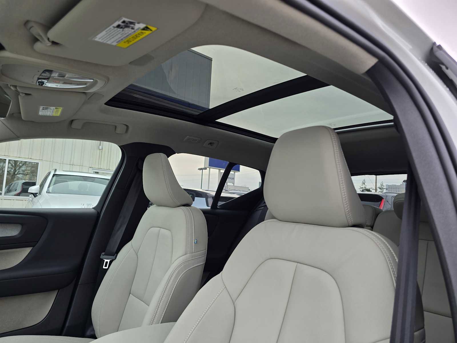 New 2026 Volvo XC40 B5 Plus w/ Protection Package Premier image 22