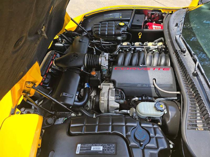 Used 2000 Chevrolet Corvette Coupe w/ Memory Pkg image 9