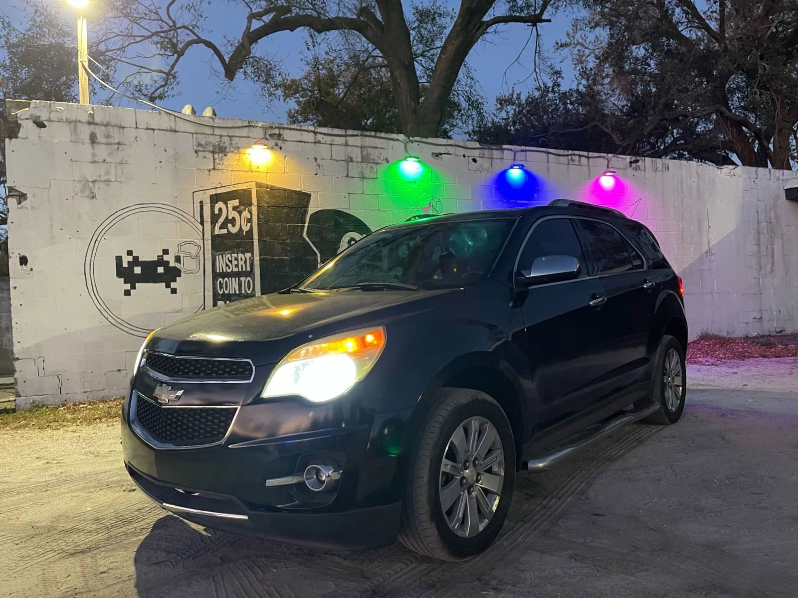 Used 2010 Chevrolet Equinox LT w/ Chrome Appearance Package image 1