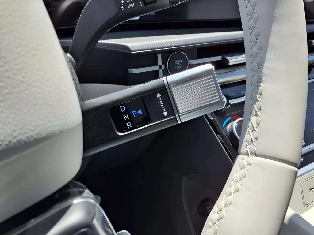 New 2026 Hyundai Santa Fe SEL FWD image 10