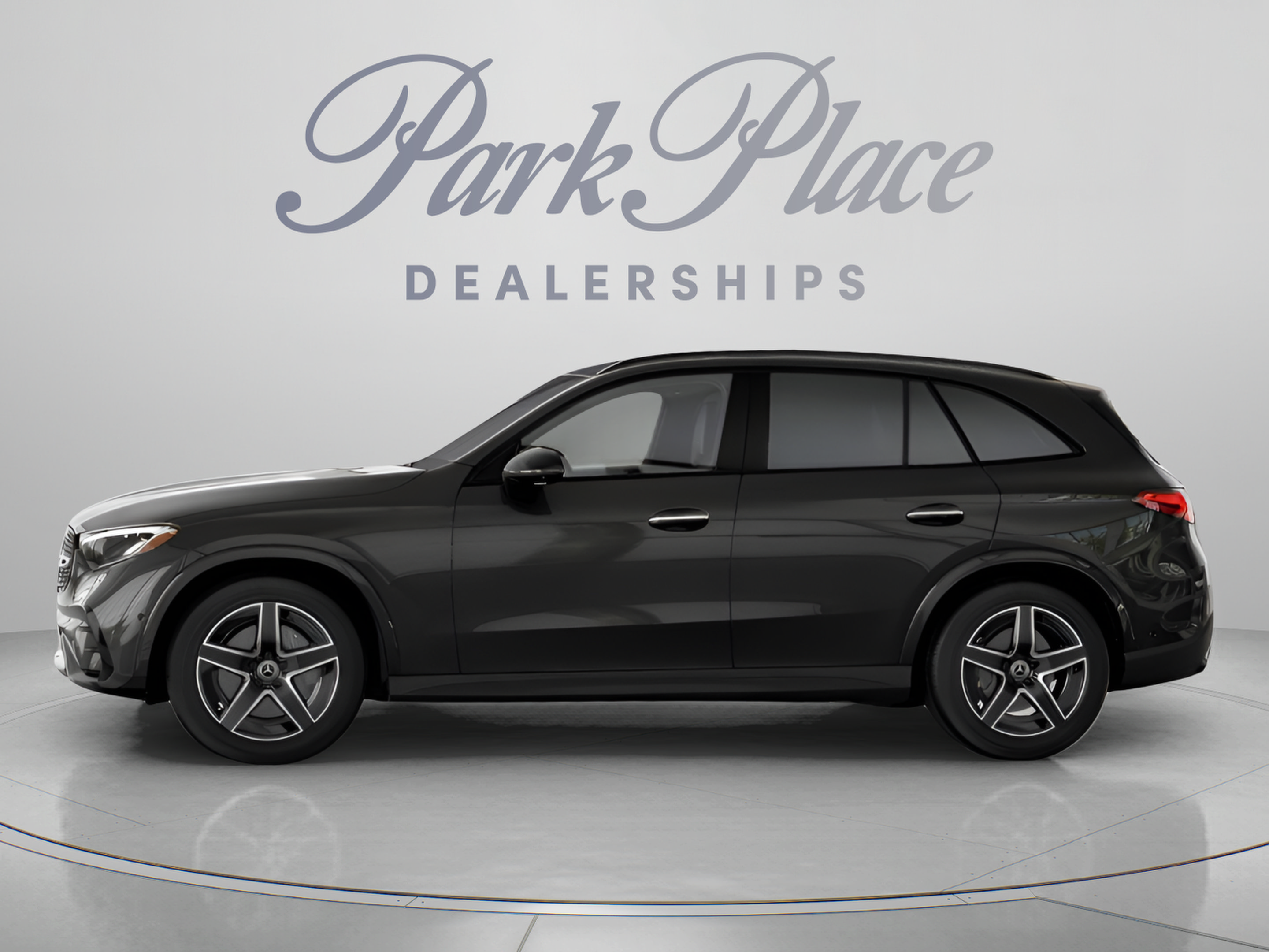 Used 2026 Mercedes-Benz GLC 300 image 6