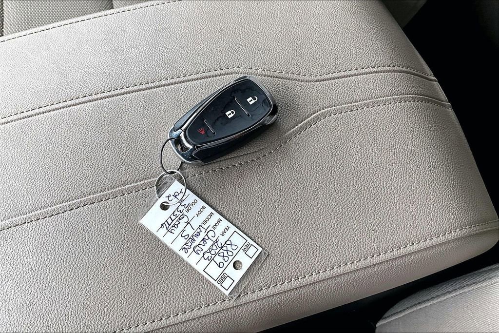 Used 2023 Chevrolet Traverse LS w/ Safety Package image 34