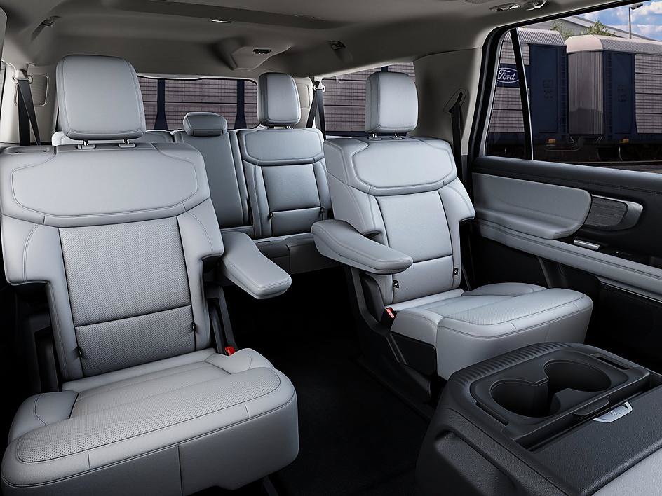New 2027 Ford Expedition Max Platinum AWD/4WD image 11