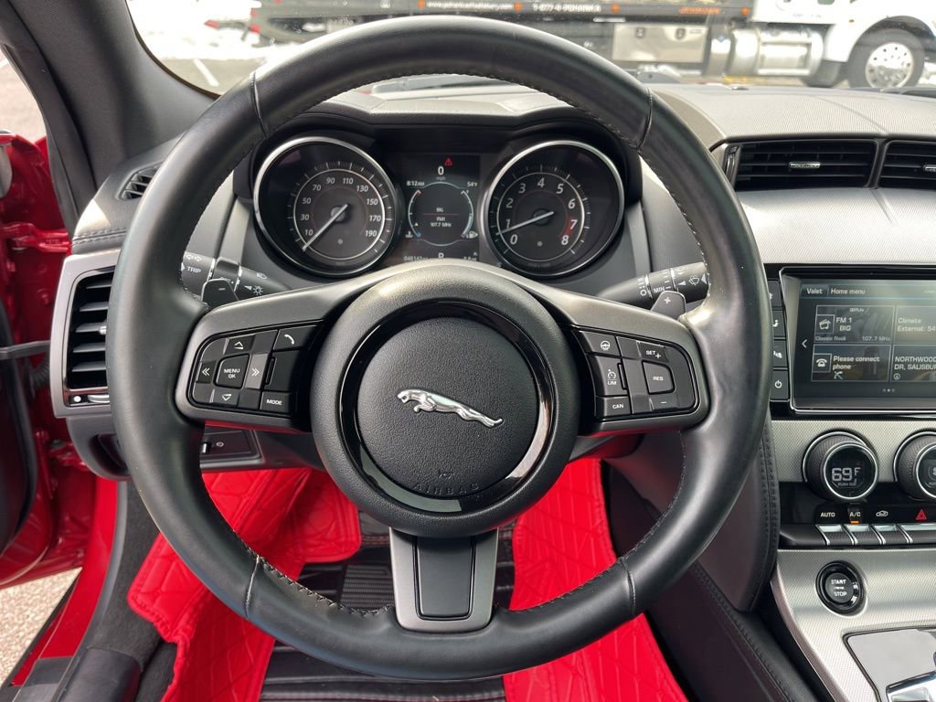 Used 2016 Jaguar F-TYPE Coupe image 16