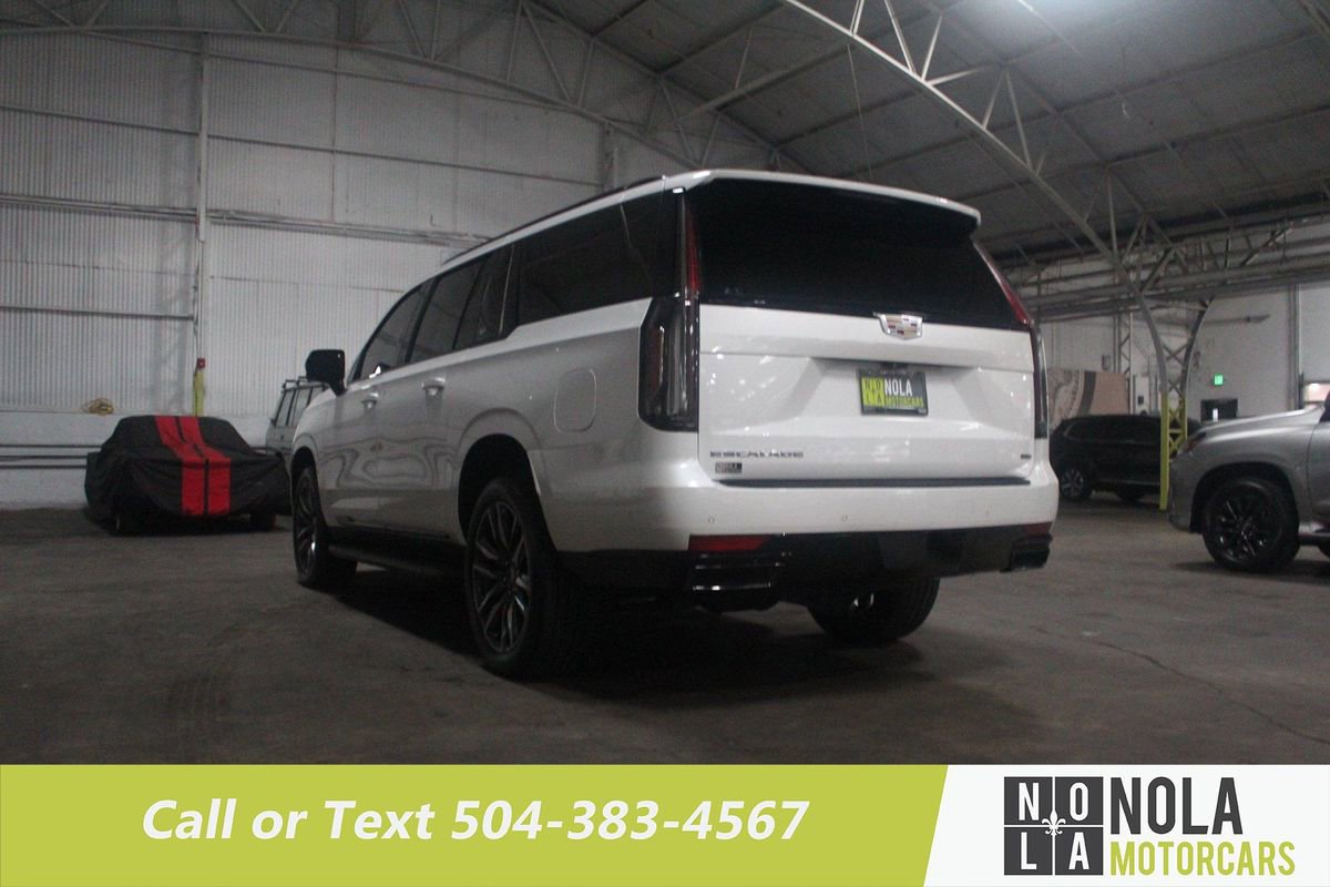 Used 2021 Cadillac Escalade ESV Sport w/ Heavy-Duty Trailer Package image 15