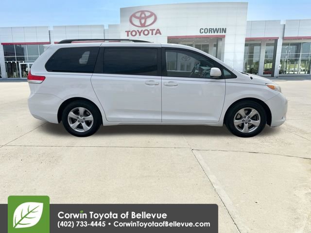 Used 2013 Toyota Sienna LE FWD image 6