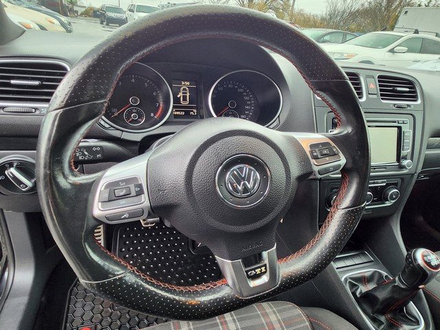 Used 2013 Volkswagen Golf 4-Door image 12