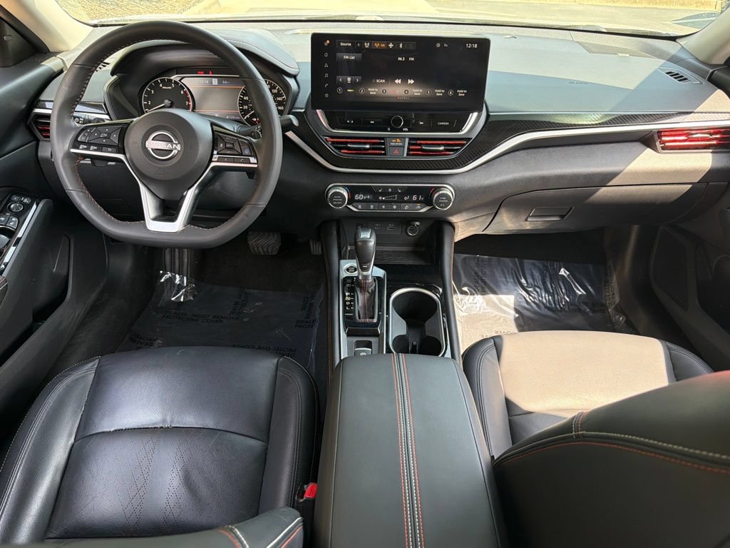 Used 2023 Nissan Altima 2.0 SR FWD image 38